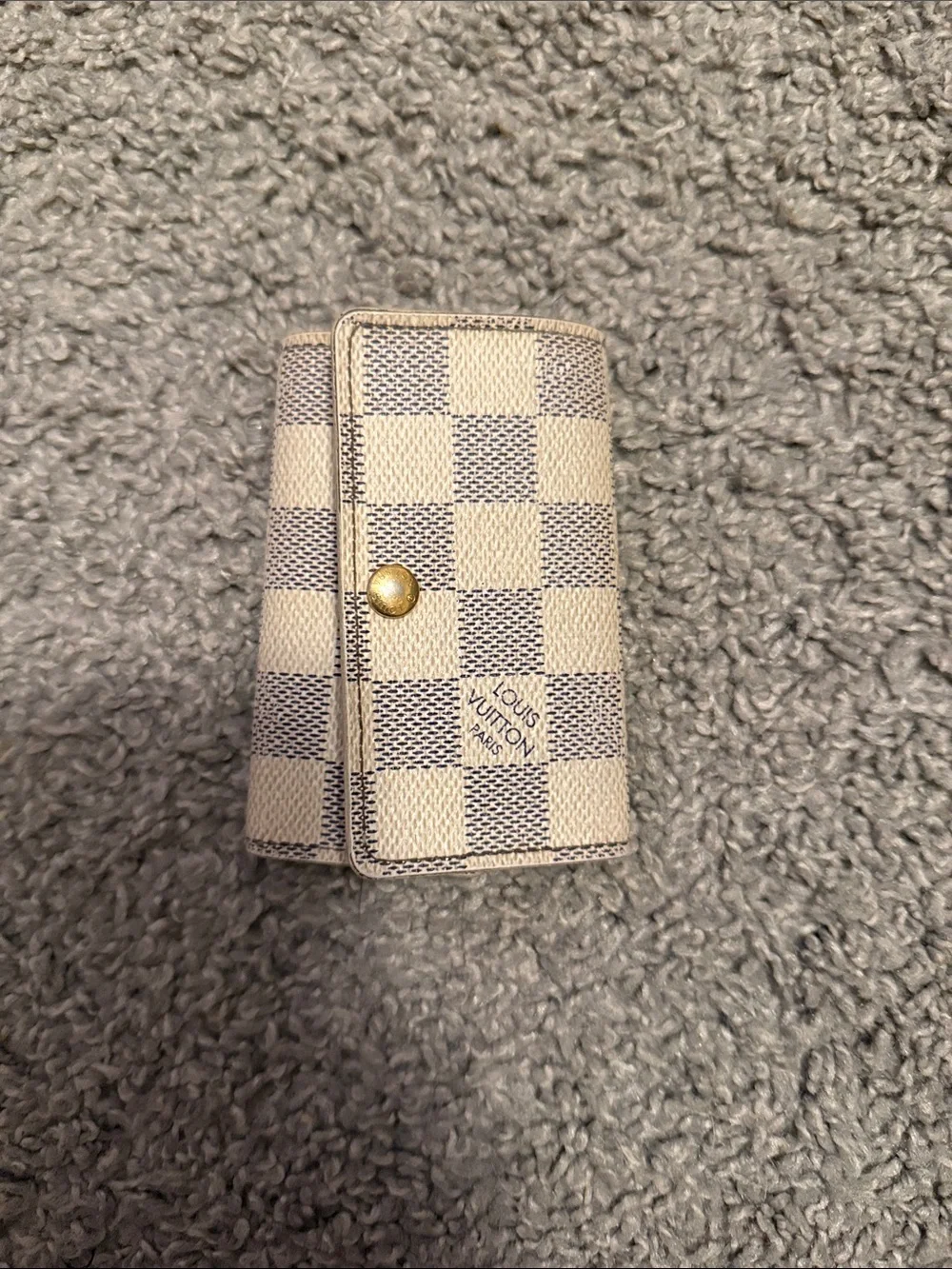 Louis Vuitton Damier Azur Key & Card Holder in Beige and Light Blue